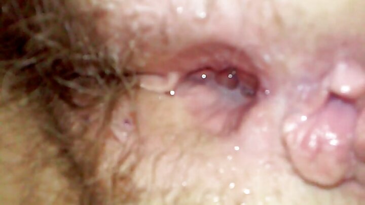 একজন হোটেল কর্মচারী দুটি বড় পাছাওয়ালা কৃষ্ণাঙ্গ মহিলাকে একটি আন্তঃবর্ণ গণধর্ষণে চুদল